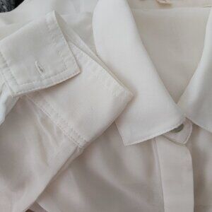 BLOUSE - COTTON CANDY LABEL - WHITE - NEW - SIZE LARGE. VERY DRESSY